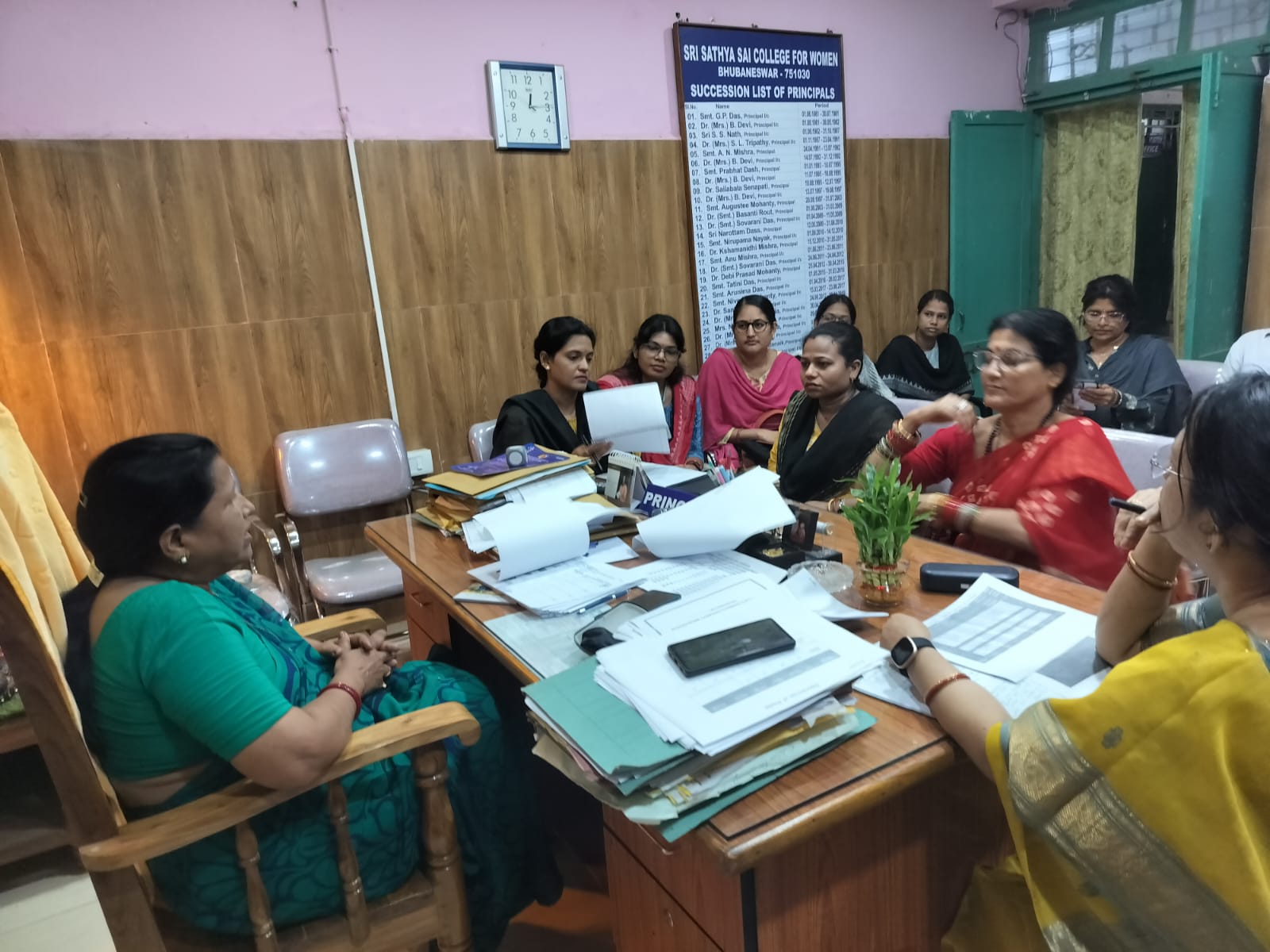 NEP committee meeting was held in the principal chamber  to discuss regarding New Syllabus